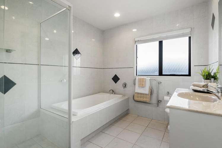 10a Derby Downs Place Ellerslie_21