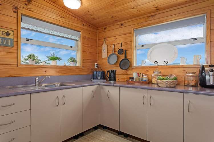 8 Arakotipu Boulevard Waiotahe_20