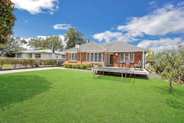 23 Te Kanawa Crescent Henderson_1