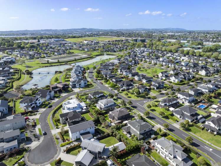 6 Turua Rise Karaka_40