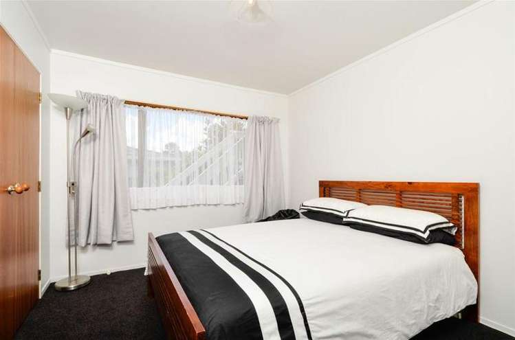 6 Spring Grove Henderson_11