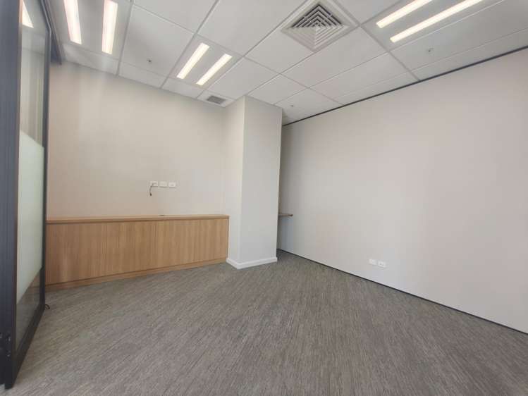 Part Ground Floor 1/159 Hurstmere Road Takapuna Industrial_4