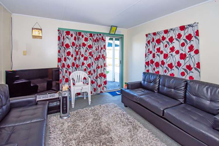 581 Massey Road Mangere_9