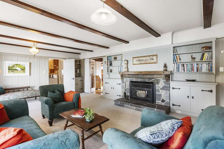 16 Tui Vale Road Cockle Bay_11