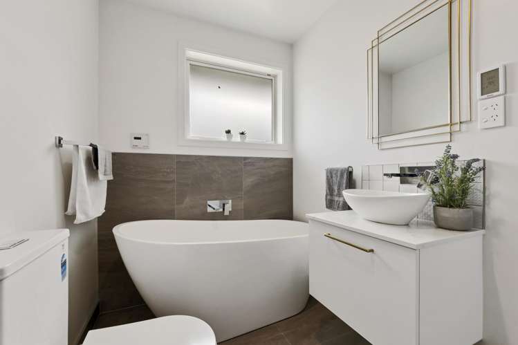 2/6 Timbertop Lane Saint Martins_14