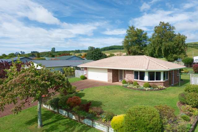 6 Barraud Place Pukehangi_1