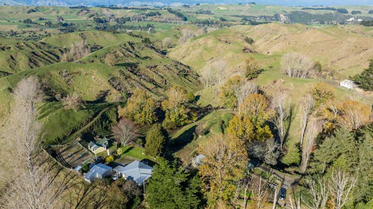 762 Rangiwahia Road Kimbolton_1