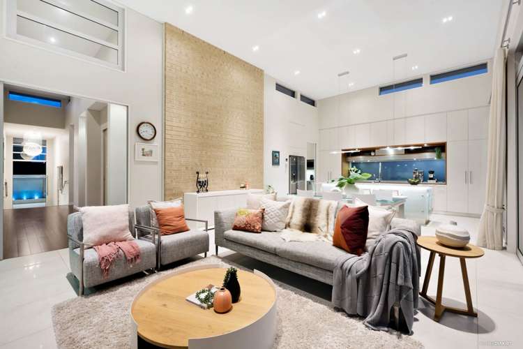 54 Pine Harbour Parade Beachlands_1