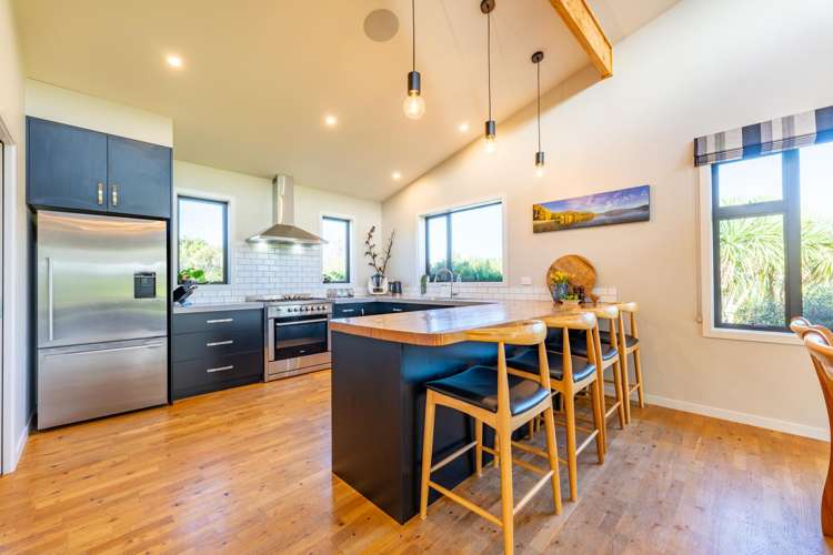 21 Pekapeka Lane Geraldine Downs_1