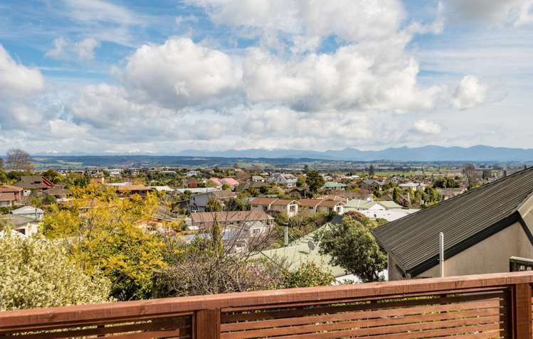 8 Eversley Terrace Richmond_16