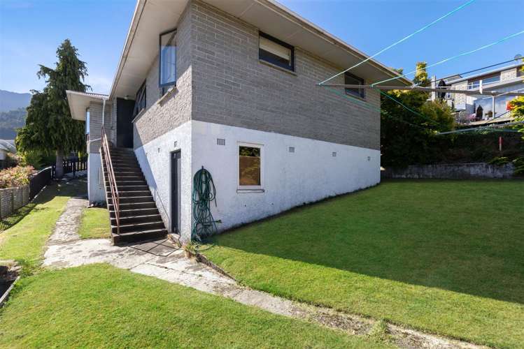 9 Suburb Street Queenstown_7