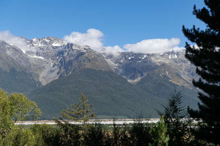 5 Glacier Way Glenorchy_9