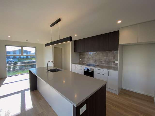 9 Harlequin Drive 11103_4