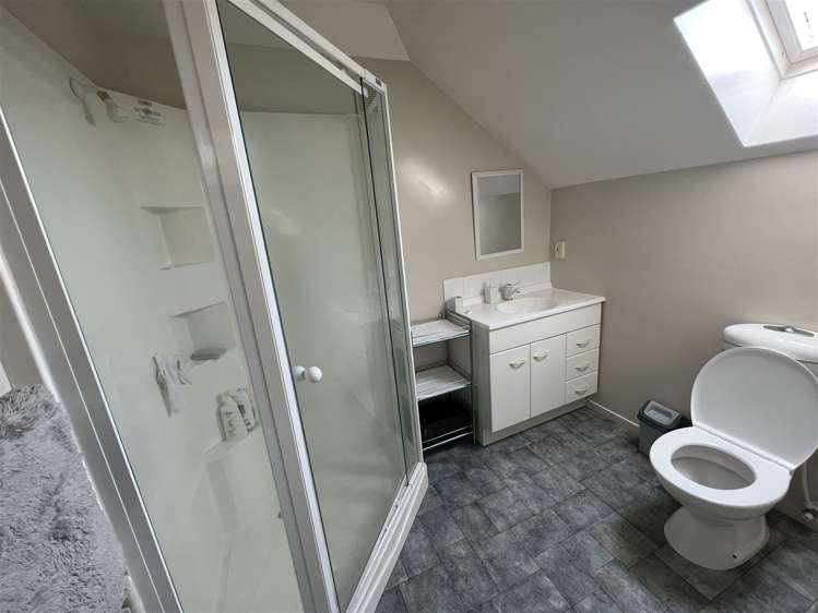 275 Memorial Avenue Burnside_15