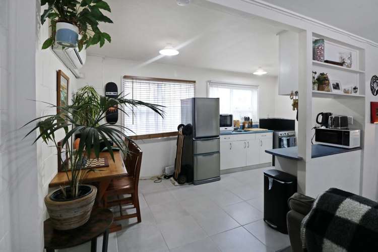 C/121 Bell Road 1369_1