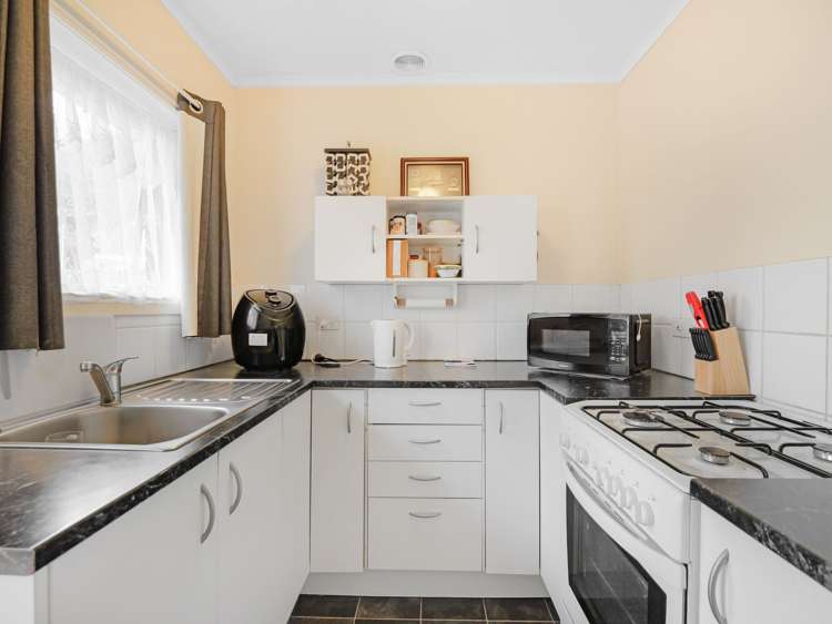 45 Mountain road Western Heights_16