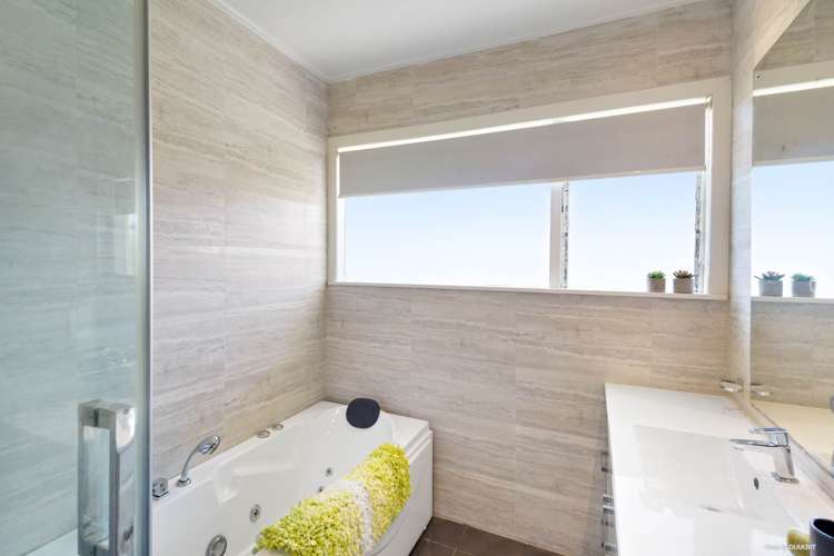 8 Gills Avenue Papakura_17