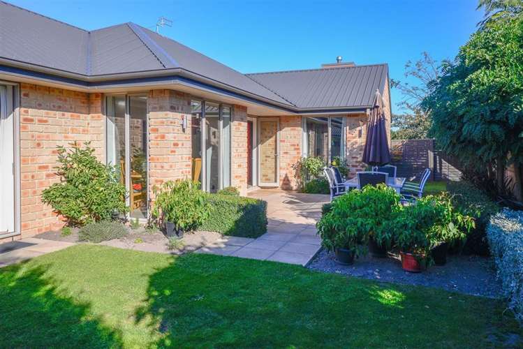 20 Bottle Lake Drive Parklands_14