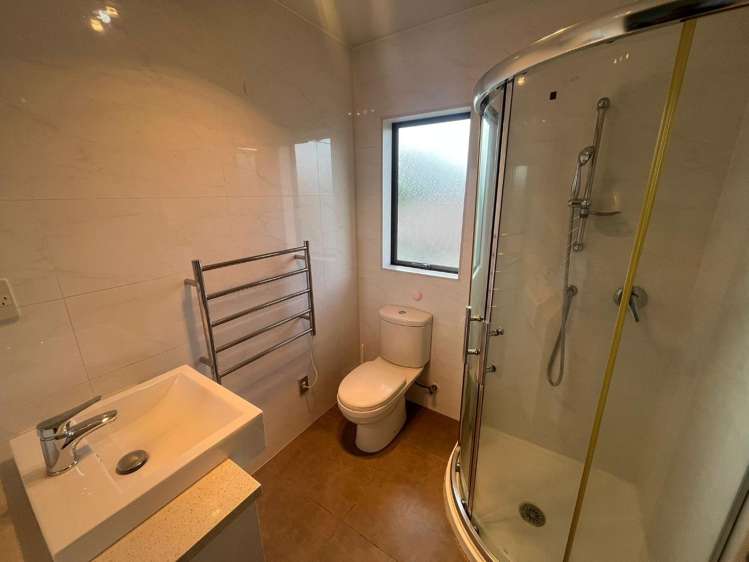 1/260A Rosebank Road Avondale_11