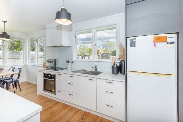 53 Yvonne Street Melville_2