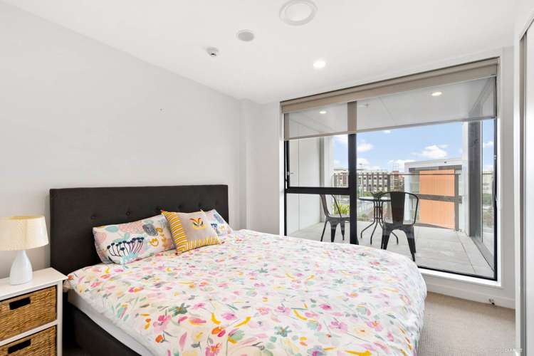 415/10 Lion Place Epsom_5