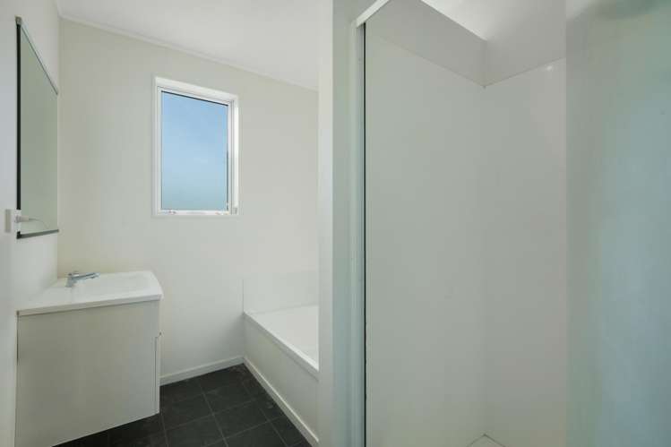 649 Wani Road Netherton_27