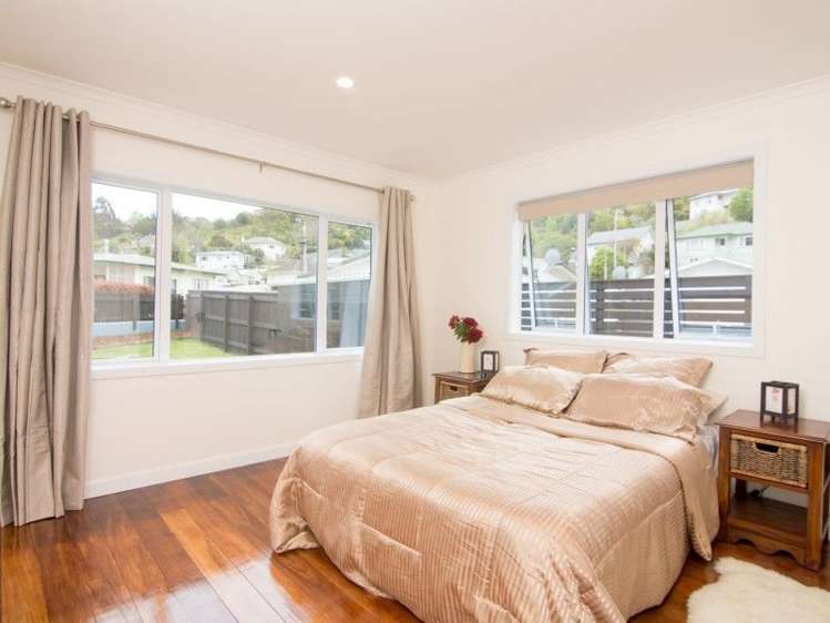 57 Montreal Road Toi Toi_8