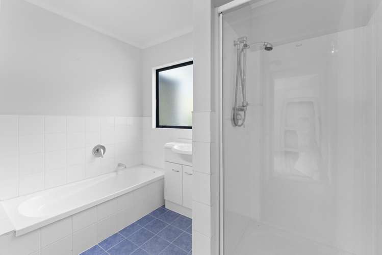 9 Caughley Place Otaki Beach_11