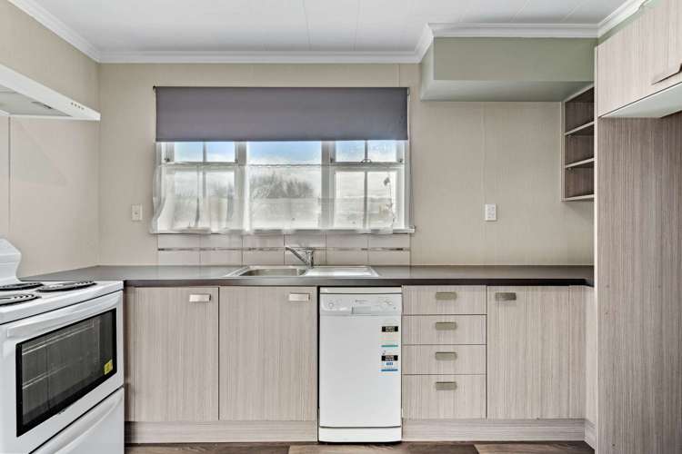 210 Lorn Street Glengarry_9