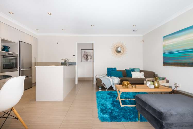 39 Royal View Road Te Atatu South_14