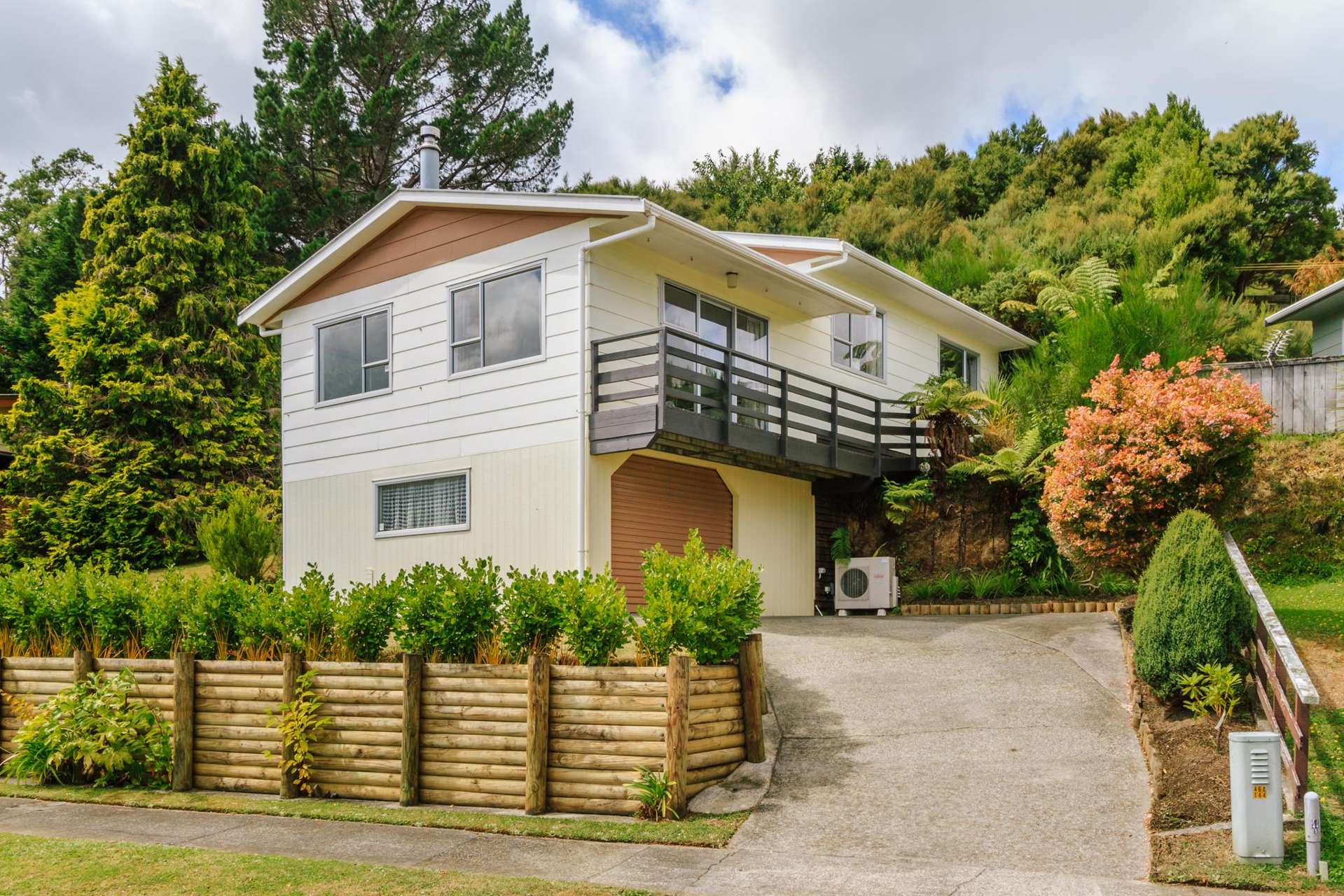 20 Mataura Grove Wainuiomata_0