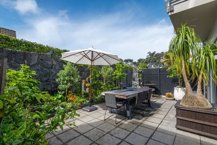 7/258 Hurstmere Road Takapuna_25