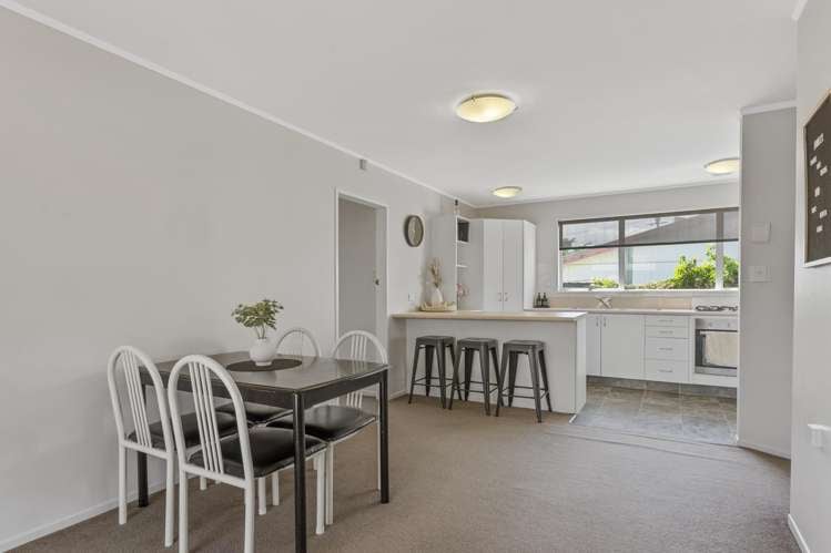 74 Somerset Road Springvale_3