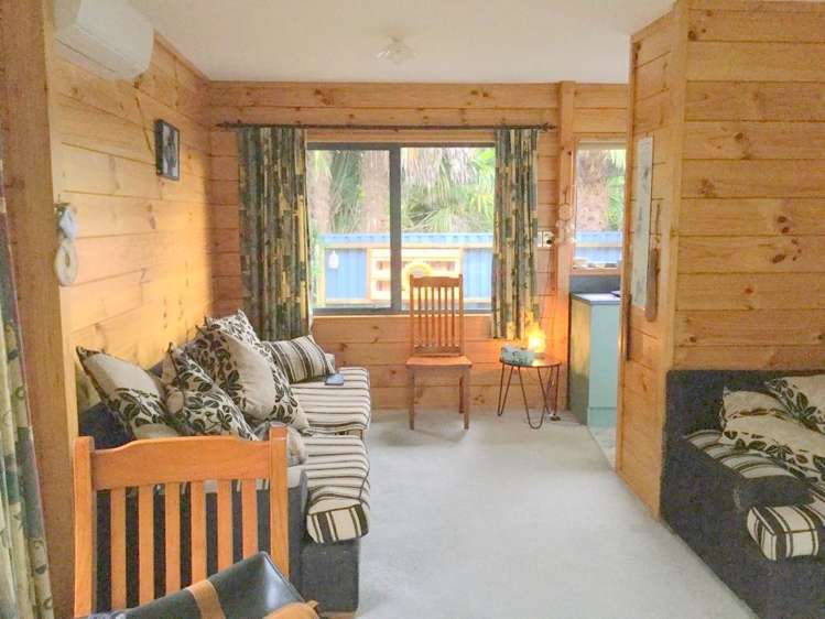 49b Twentysecond Avenue Gate Pa_2