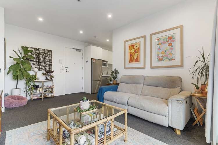 G08/1B Soljak Place Mount Albert_3