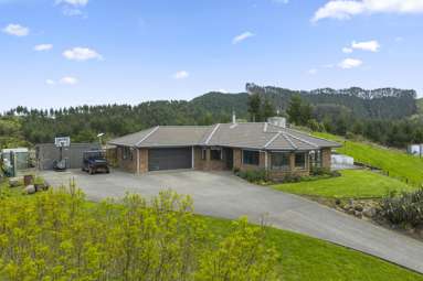 69B Otonga Valley Road_2