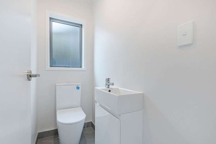 3/433a East Coast Road Mairangi Bay_11