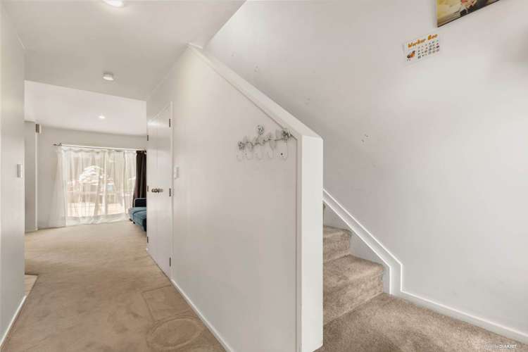 9/30 John Jennings Drive Oteha_7