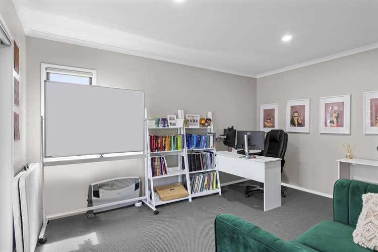 115 Saint James Drive Huntington_11