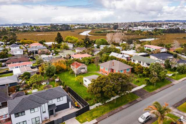 57 Taioma Crescent Te Atatu Peninsula_4