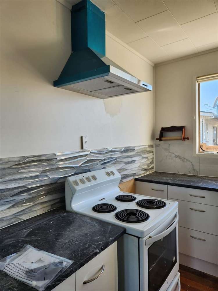 180 Mahia Road Wattle Downs_17