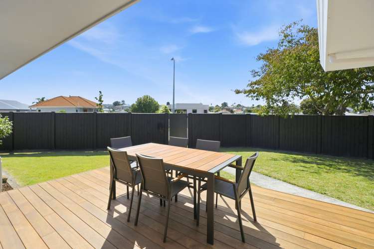 44 Matua Road Matua_3