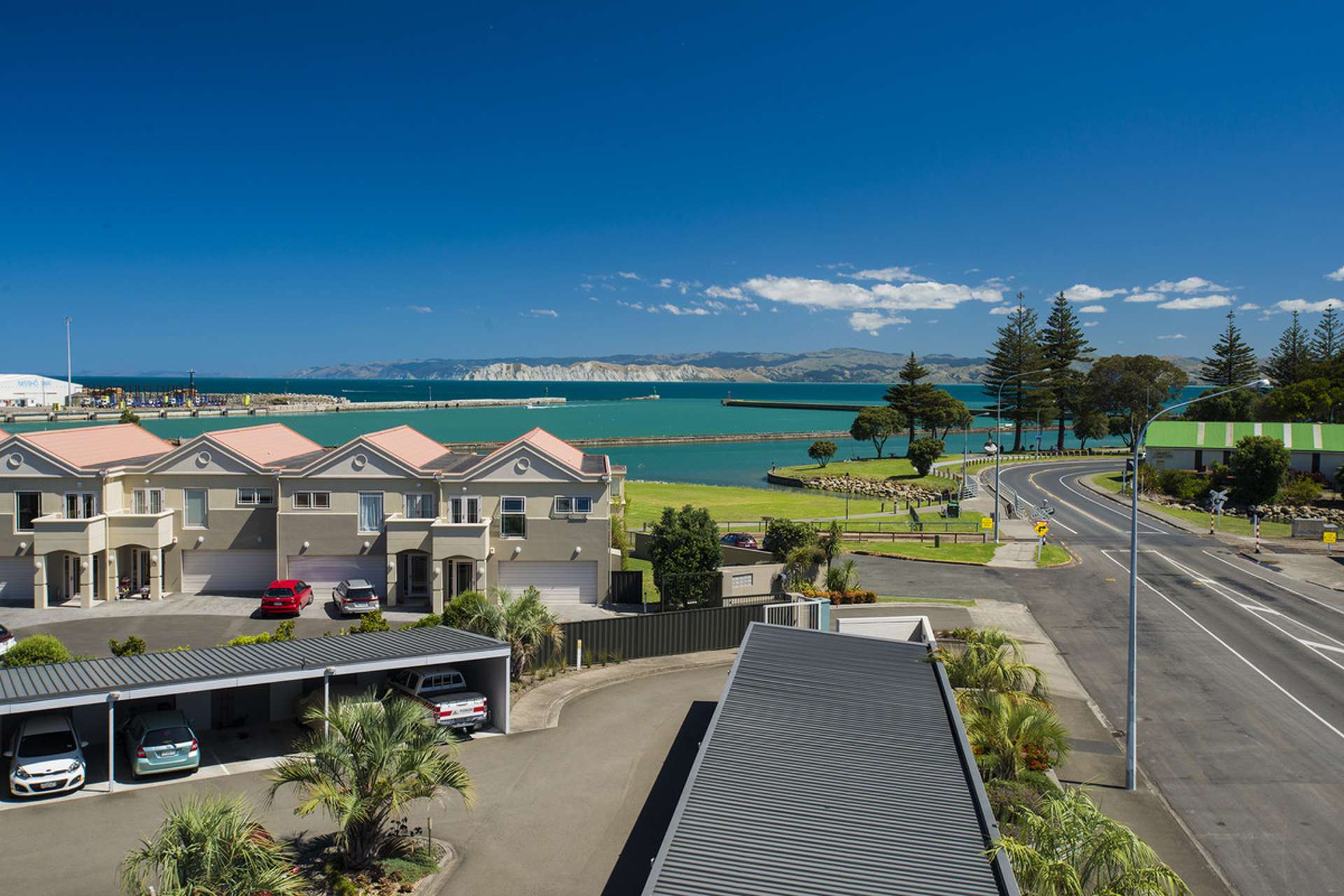 14/90 Customhouse Street Gisborne_0