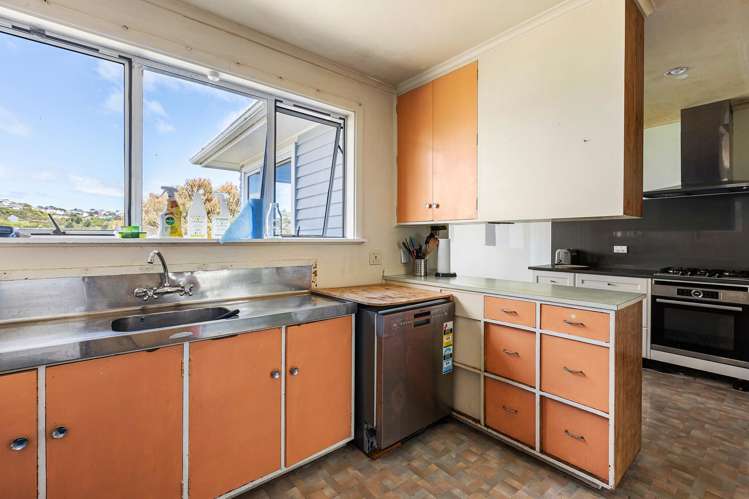 12 Hawtrey Terrace Johnsonville_9