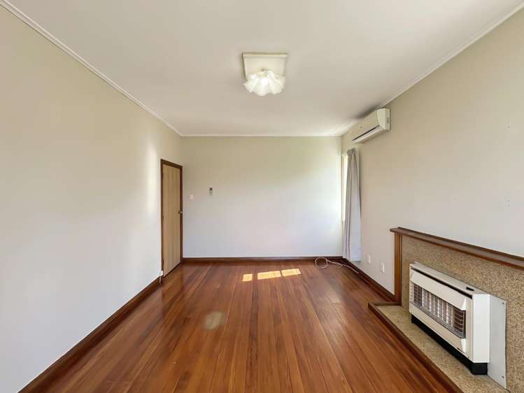 2 White Street 1236_8