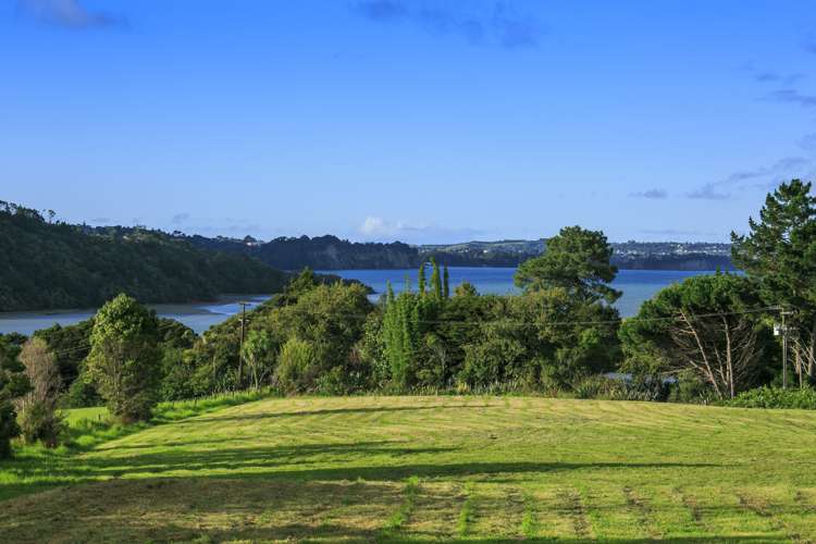 64 Okura River Road Okura_25