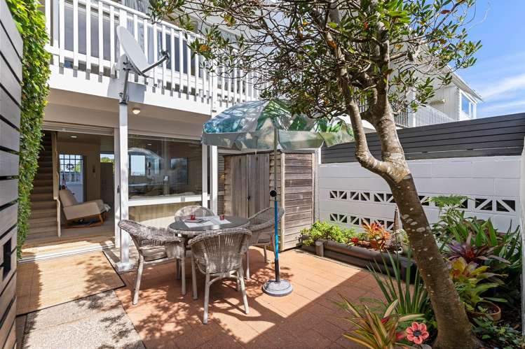 2/72 Sylvan Avenue Northcote_3