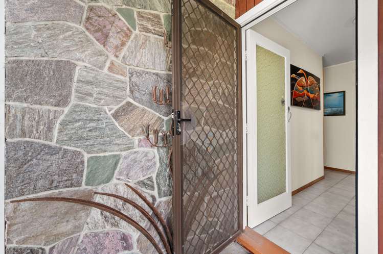 1003 State Highway 16 Waimauku_8