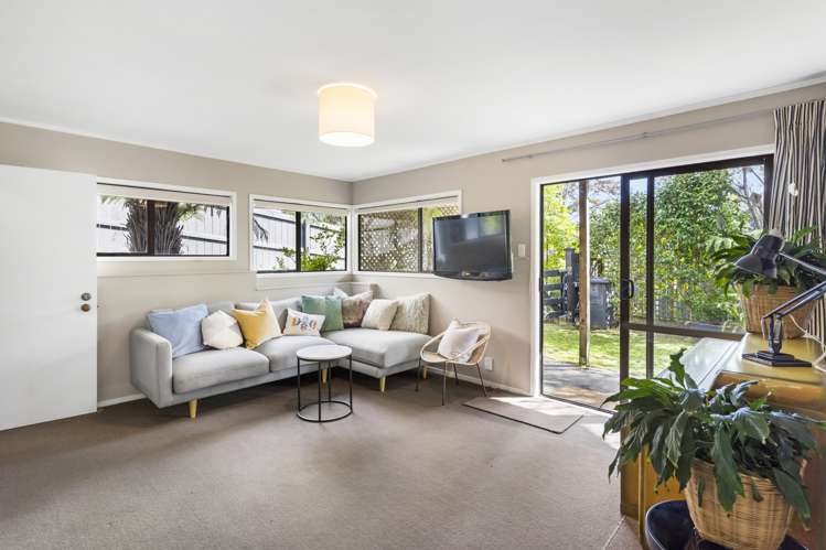 20 Godden Crescent Orakei_19