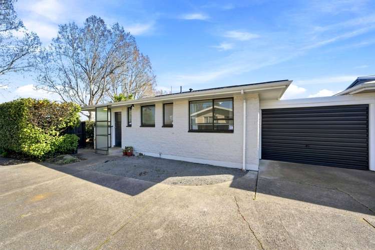 1/126 Lake Terrace Road Burwood_12